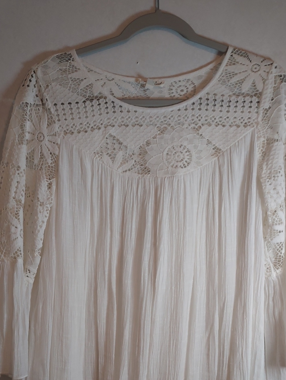 Kings Road Lace Dress  ( Size Med.) - Picture 6 of 11